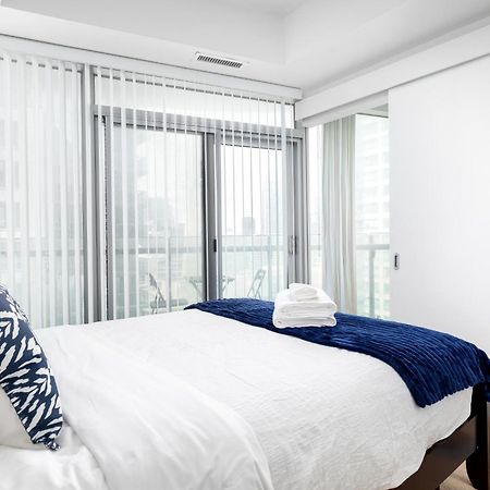 Downtown Toronto Condo Near Cn Tower, Scotiabank Arena, Rogers Centre, Union Station Dış mekan fotoğraf