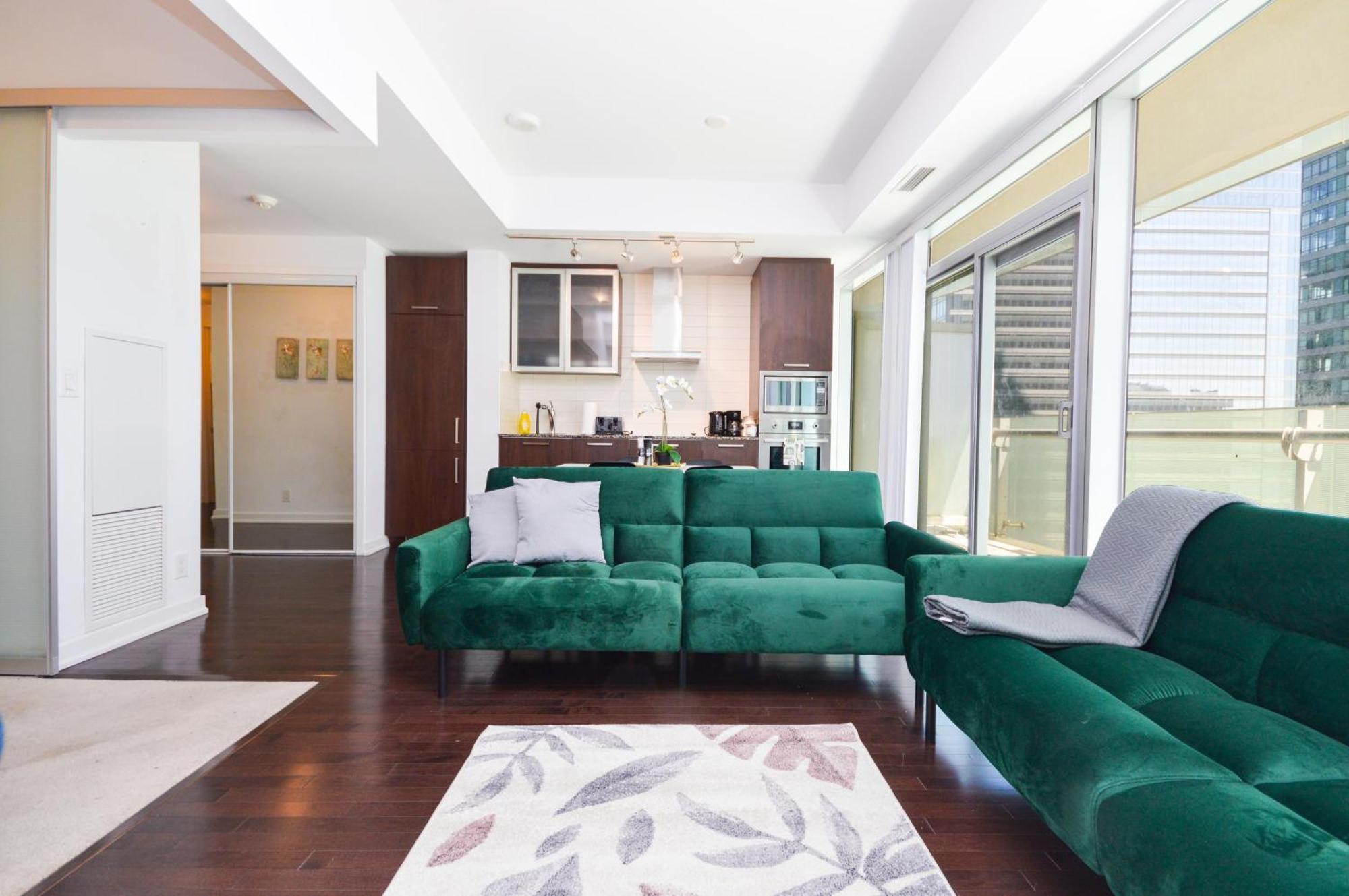 Downtown Toronto Condo Near Cn Tower, Scotiabank Arena, Rogers Centre, Union Station Dış mekan fotoğraf