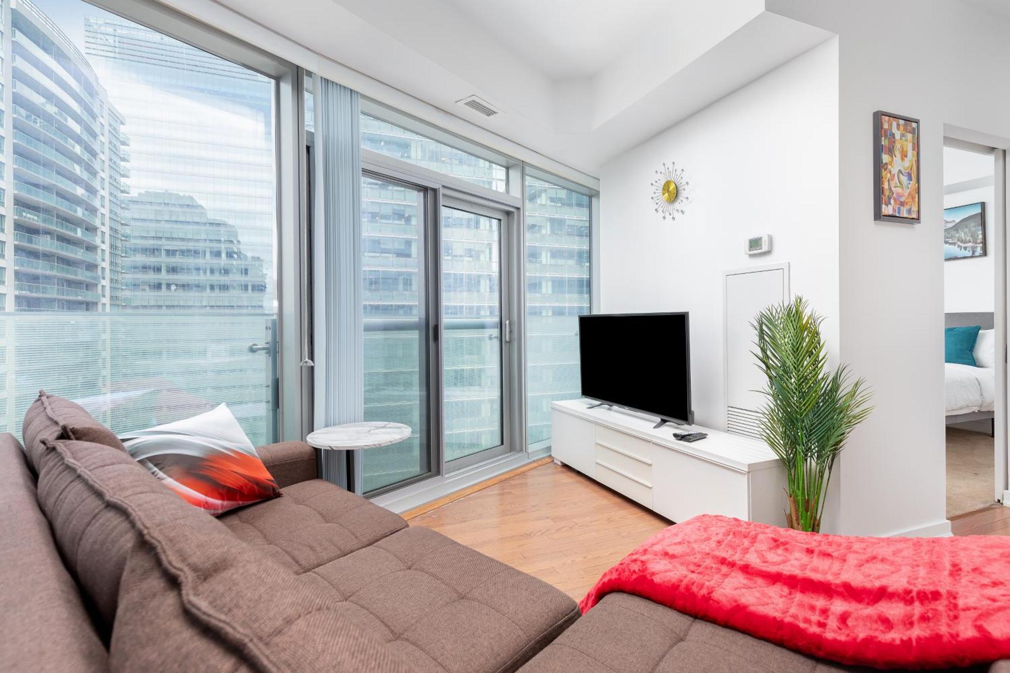 Downtown Toronto Condo Near Cn Tower, Scotiabank Arena, Rogers Centre, Union Station Dış mekan fotoğraf